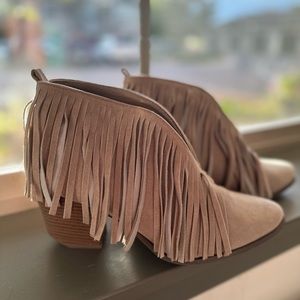 Beast Fringe Booties 10 Women’s